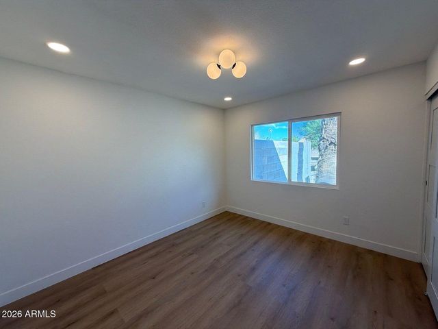 4939 E SWEETWATER Avenue, Scottsdale, AZ 85254
