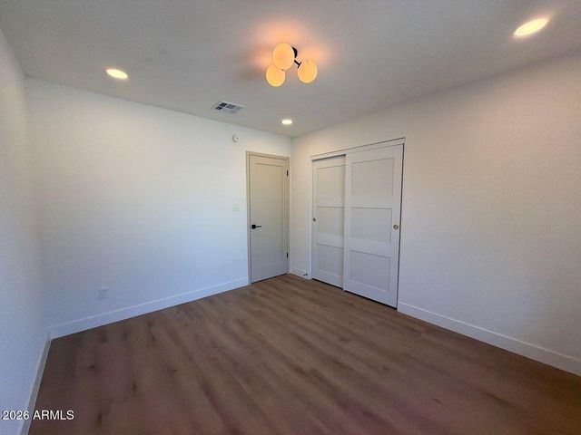 4939 E SWEETWATER Avenue, Scottsdale, AZ 85254