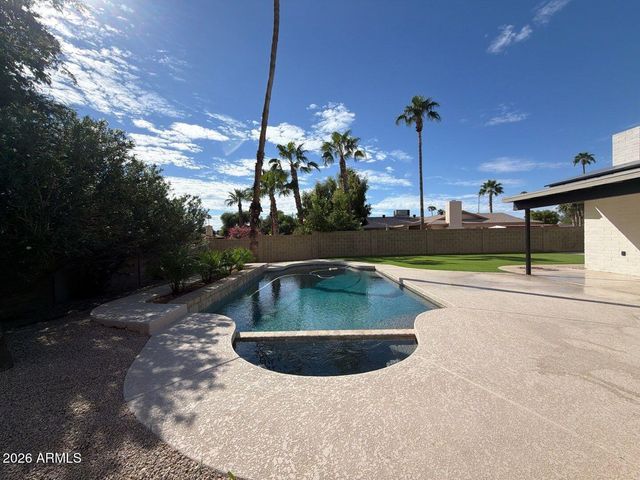 4939 E SWEETWATER Avenue, Scottsdale, AZ 85254