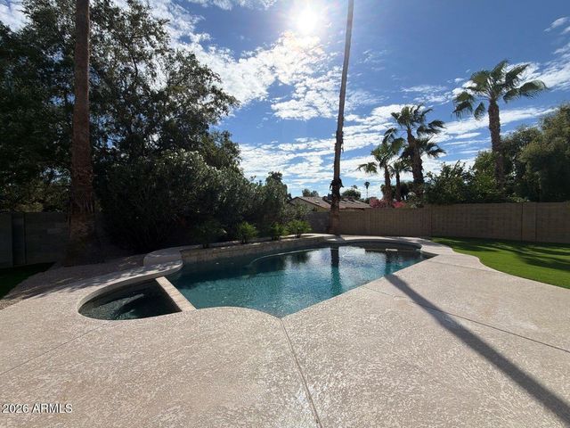 4939 E SWEETWATER Avenue, Scottsdale, AZ 85254