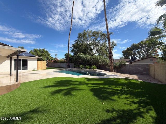 4939 E SWEETWATER Avenue, Scottsdale, AZ 85254