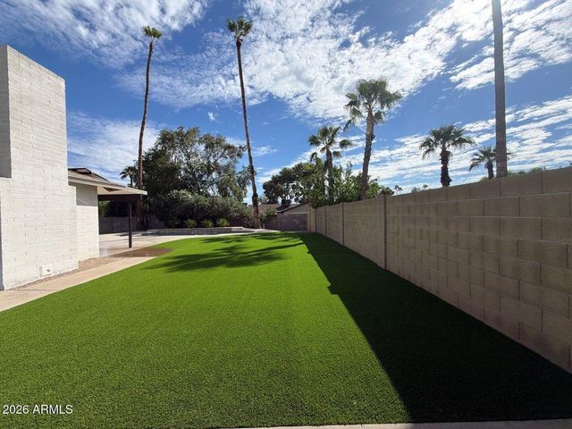 4939 E SWEETWATER Avenue, Scottsdale, AZ 85254