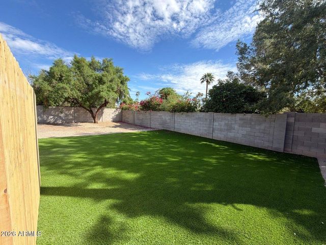 4939 E SWEETWATER Avenue, Scottsdale, AZ 85254