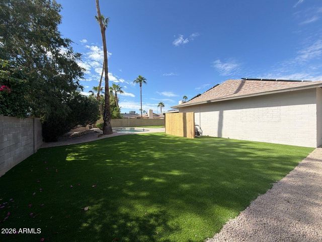 4939 E SWEETWATER Avenue, Scottsdale, AZ 85254