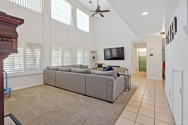 644 Contenta Court, Lemoore, CA 93245