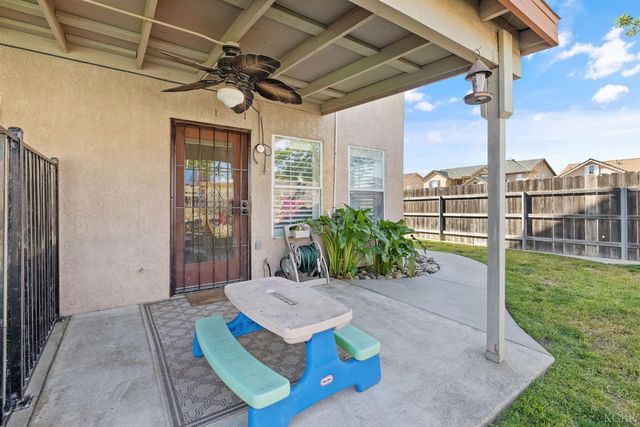 644 Contenta Court, Lemoore, CA 93245