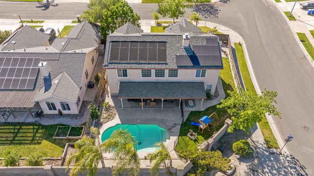 644 Contenta Court, Lemoore, CA 93245