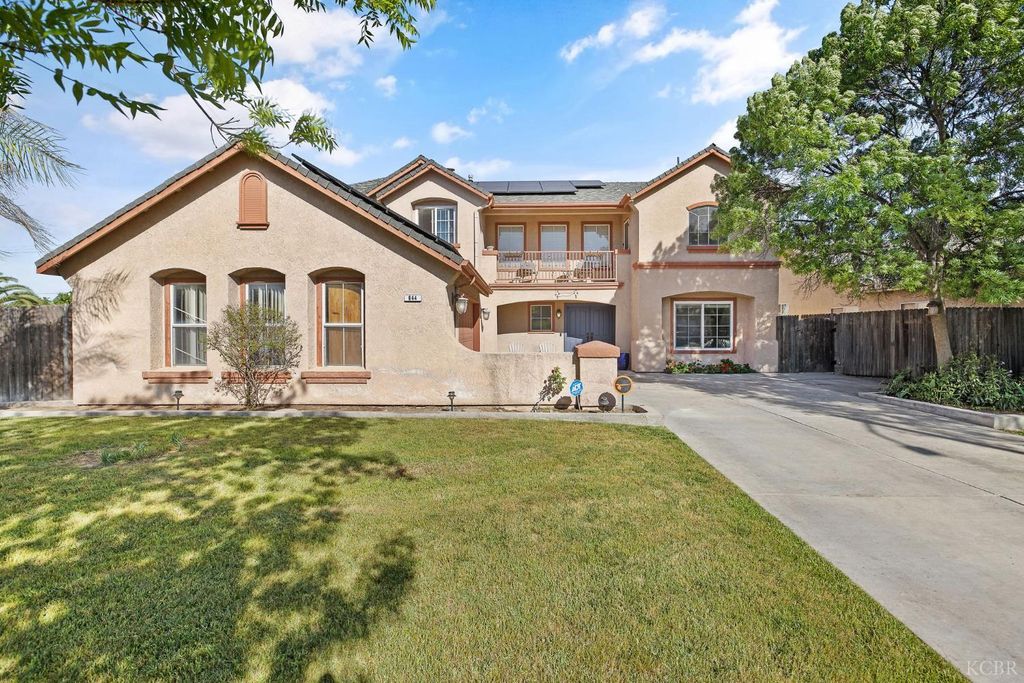 644 Contenta Court, Lemoore, CA 93245