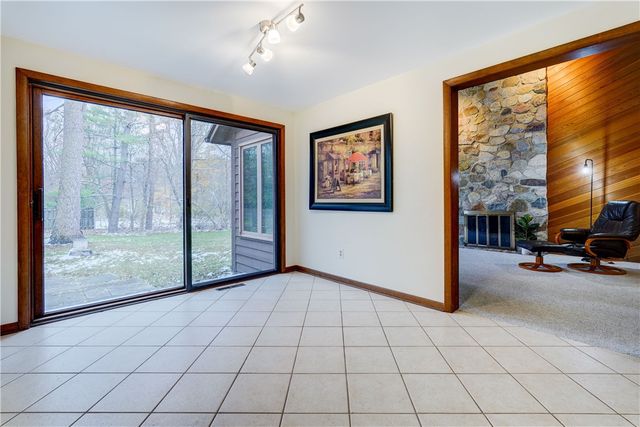 15 White Briar, Pittsford, NY 14534