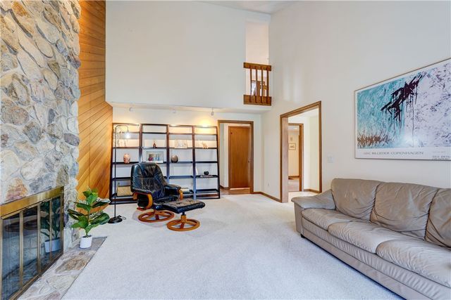 15 White Briar, Pittsford, NY 14534