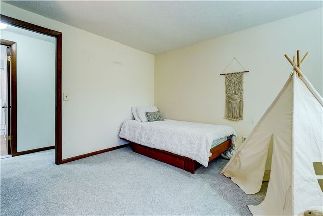 15 White Briar, Pittsford, NY 14534