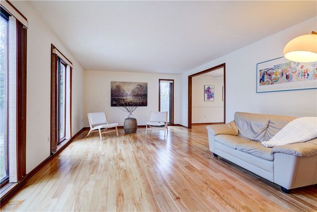 15 White Briar, Pittsford, NY 14534