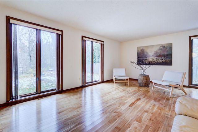 15 White Briar, Pittsford, NY 14534