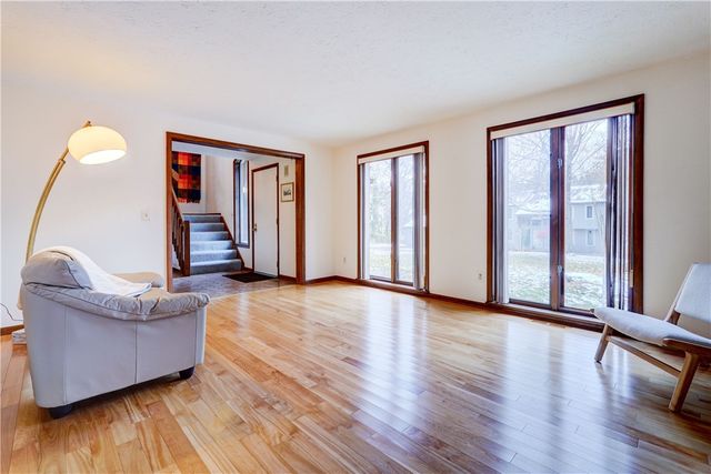 15 White Briar, Pittsford, NY 14534