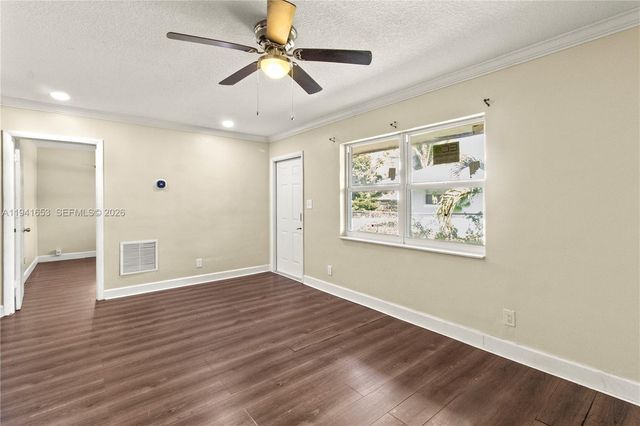 441 NE 30th St 1-2, Pompano Beach, FL 33064