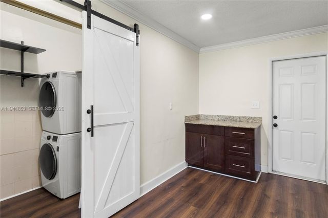 441 NE 30th St 1-2, Pompano Beach, FL 33064