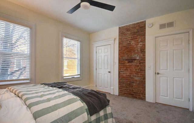 220 N Monroe Avenue, Columbus, OH 43203