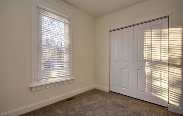 220 N Monroe Avenue, Columbus, OH 43203