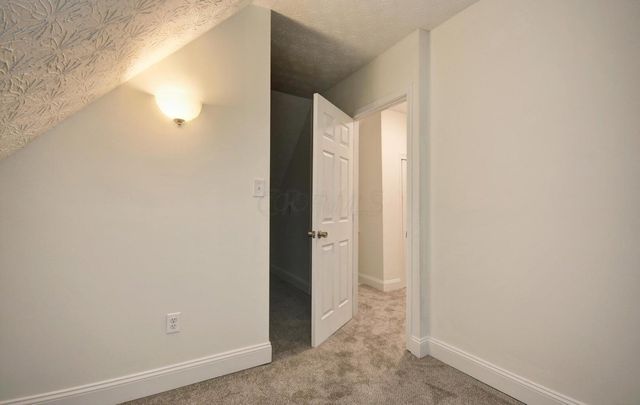 220 N Monroe Avenue, Columbus, OH 43203