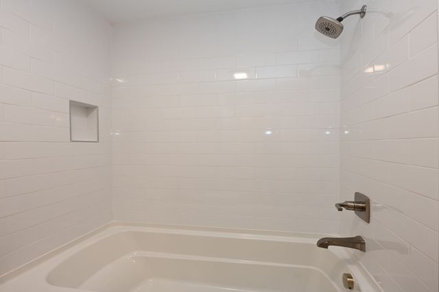 120 Whippoorwill Ln, Bethpage, TN 37022