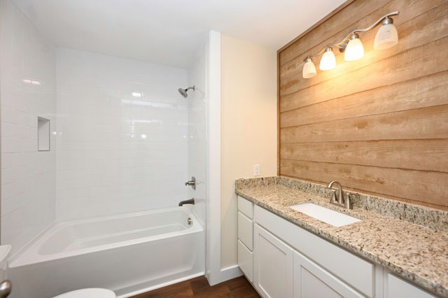 120 Whippoorwill Ln, Bethpage, TN 37022