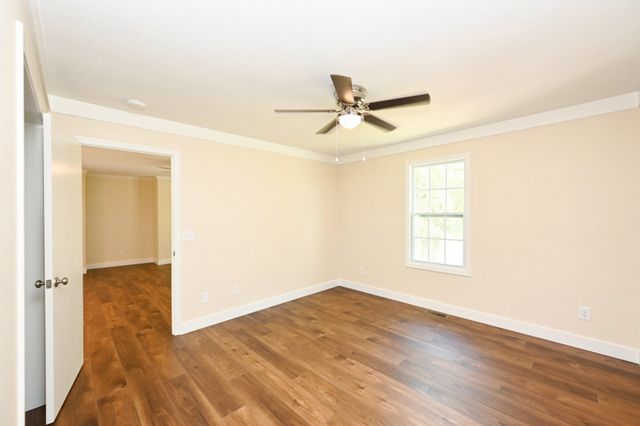 120 Whippoorwill Ln, Bethpage, TN 37022