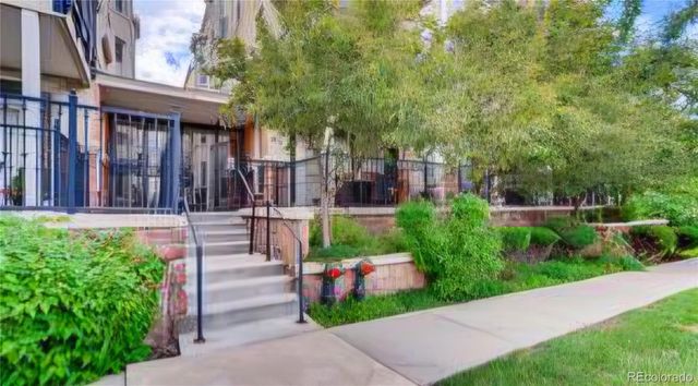 1521 Vine Street 103, Denver, CO 80206