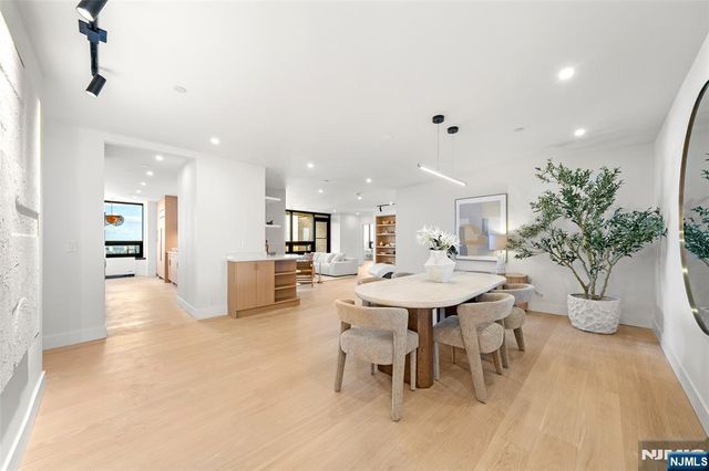800 palisade Avenue 24 E, Fort Lee, NJ 07024