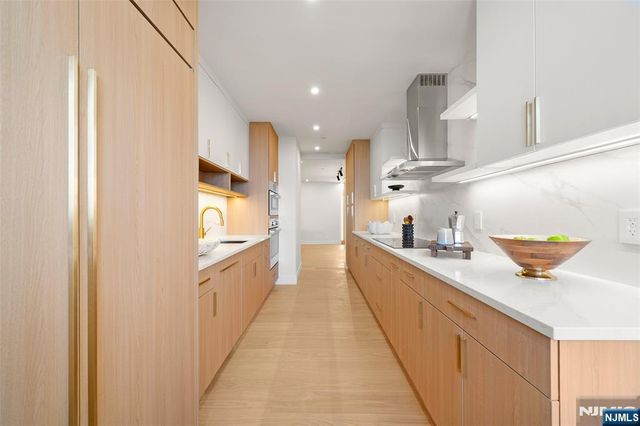 800 palisade Avenue 24 E, Fort Lee, NJ 07024