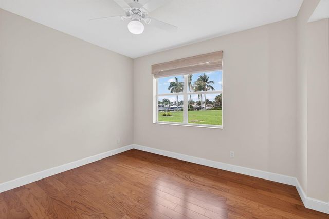 712 Bay Colony Drive S, Juno Beach, FL 33408