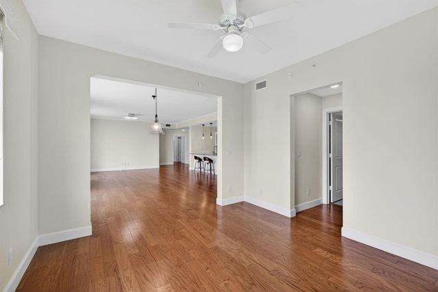712 Bay Colony Drive S, Juno Beach, FL 33408