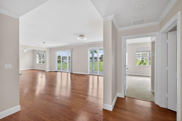 712 Bay Colony Drive S, Juno Beach, FL 33408