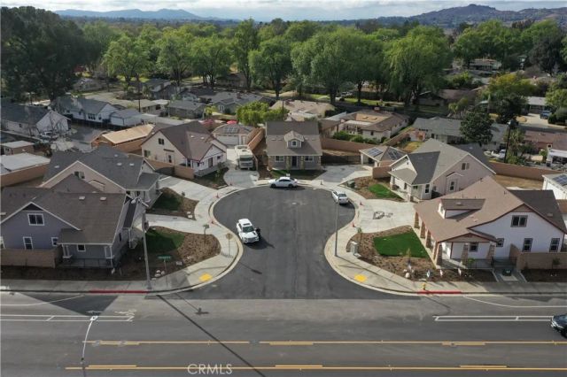 5215 Peony Court, Riverside, CA 92506