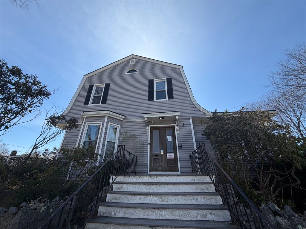 161 Grand View Ave 2, Quincy, MA 02170