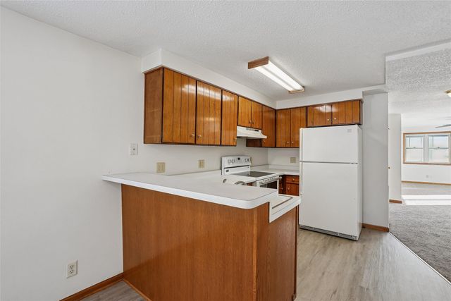 311 Hatch Street, Newton, IA 50208