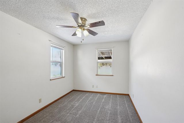 311 Hatch Street, Newton, IA 50208