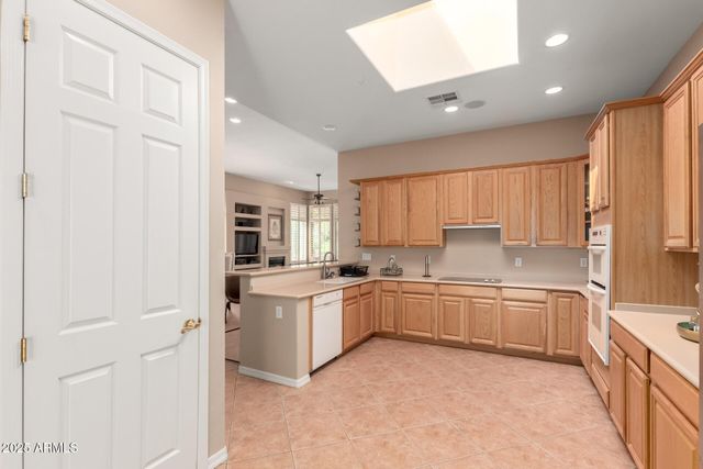 9270 E Thompson Peak Parkway 326, Scottsdale, AZ 85255