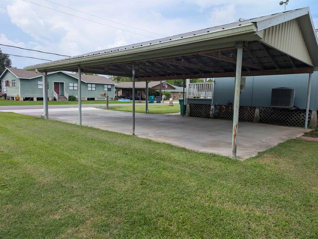 131 West 74th Street, Cut Off, LA 70345