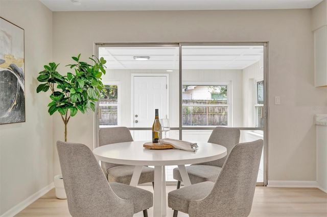 2003 E HANNA AVENUE, Tampa, FL 33610