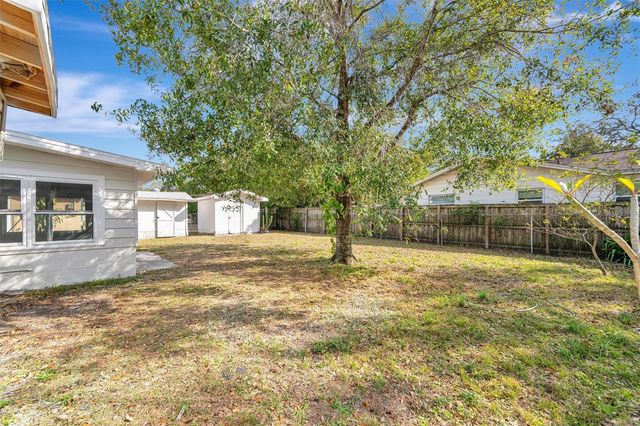 2003 E HANNA AVENUE, Tampa, FL 33610