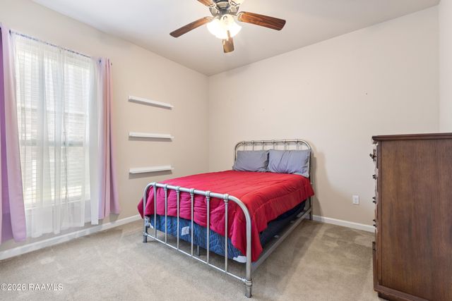 107 Green Mountain Ridge Street, Youngsville, LA 70592