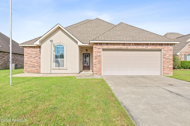 107 Green Mountain Ridge Street, Youngsville, LA 70592