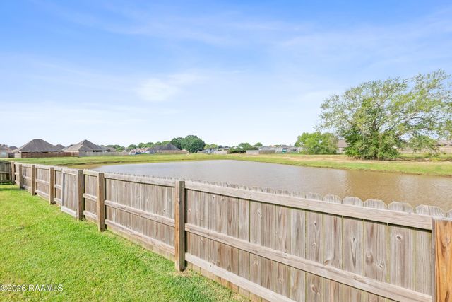 107 Green Mountain Ridge Street, Youngsville, LA 70592