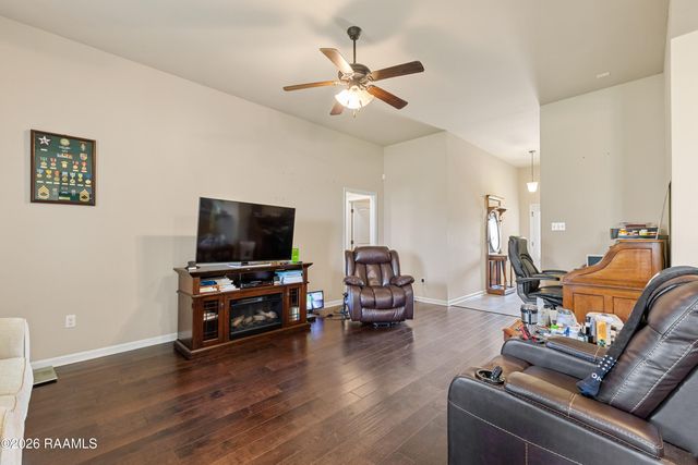 107 Green Mountain Ridge Street, Youngsville, LA 70592