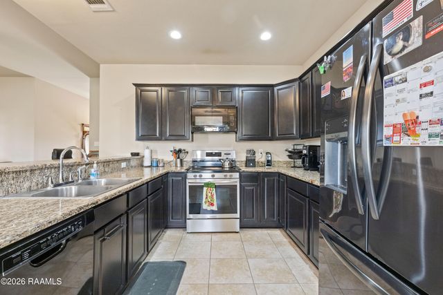 107 Green Mountain Ridge Street, Youngsville, LA 70592