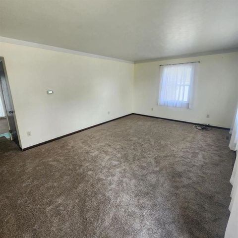 407 W Clara Street, Linwood, MI 48634