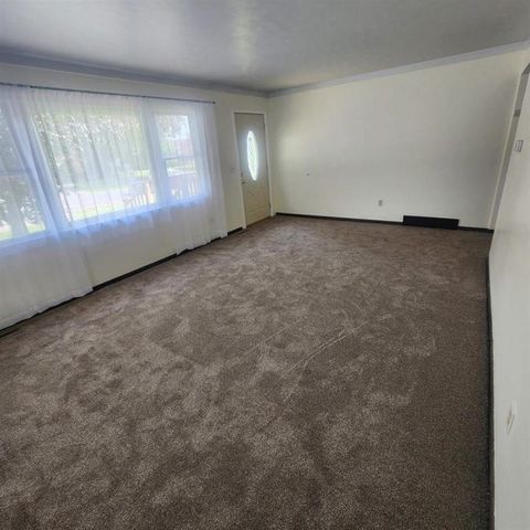 407 W Clara Street, Linwood, MI 48634