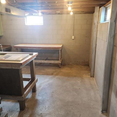 407 W Clara Street, Linwood, MI 48634