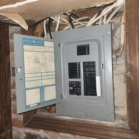 407 W Clara Street, Linwood, MI 48634