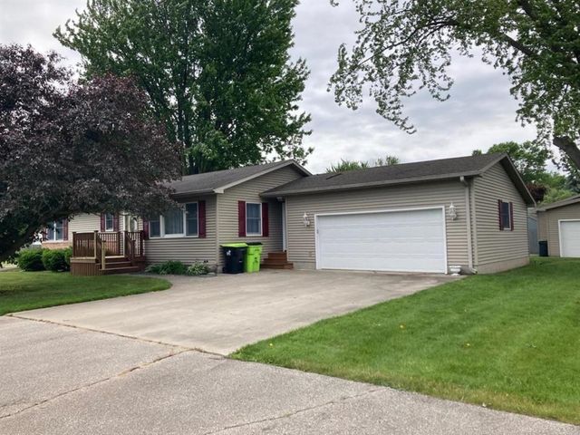 407 W Clara Street, Linwood, MI 48634